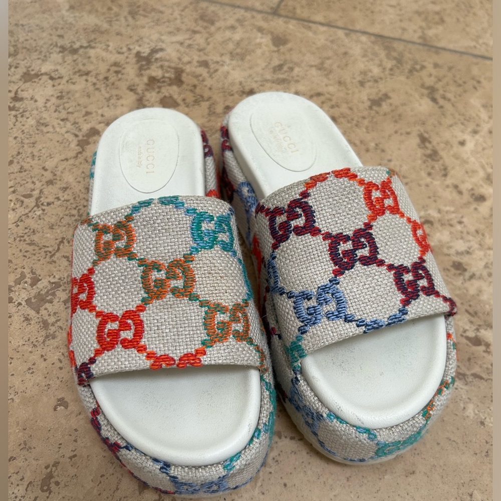 Gucci Rainbow canvas logo printed platform slides